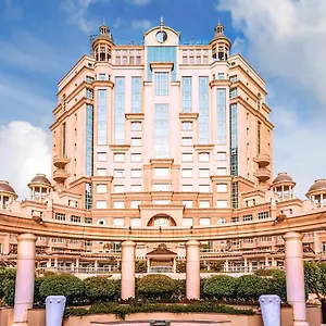 Ξενοδοχείο Swissotel Al Murooj, Ντουμπάι