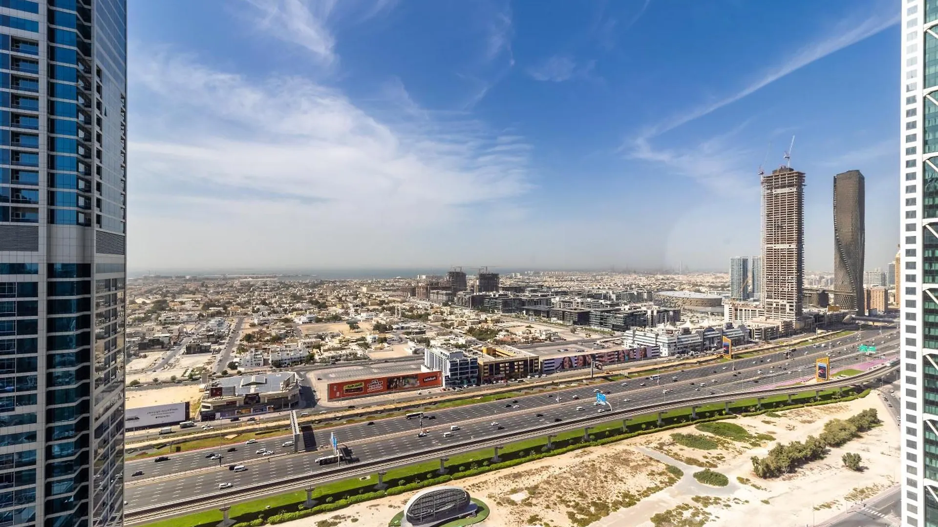 64Th Floor Rooftop Dream, Burj Khalifa View Pool, 2Br Apartment In Paramount Hotel Midtown Ντουμπάι
